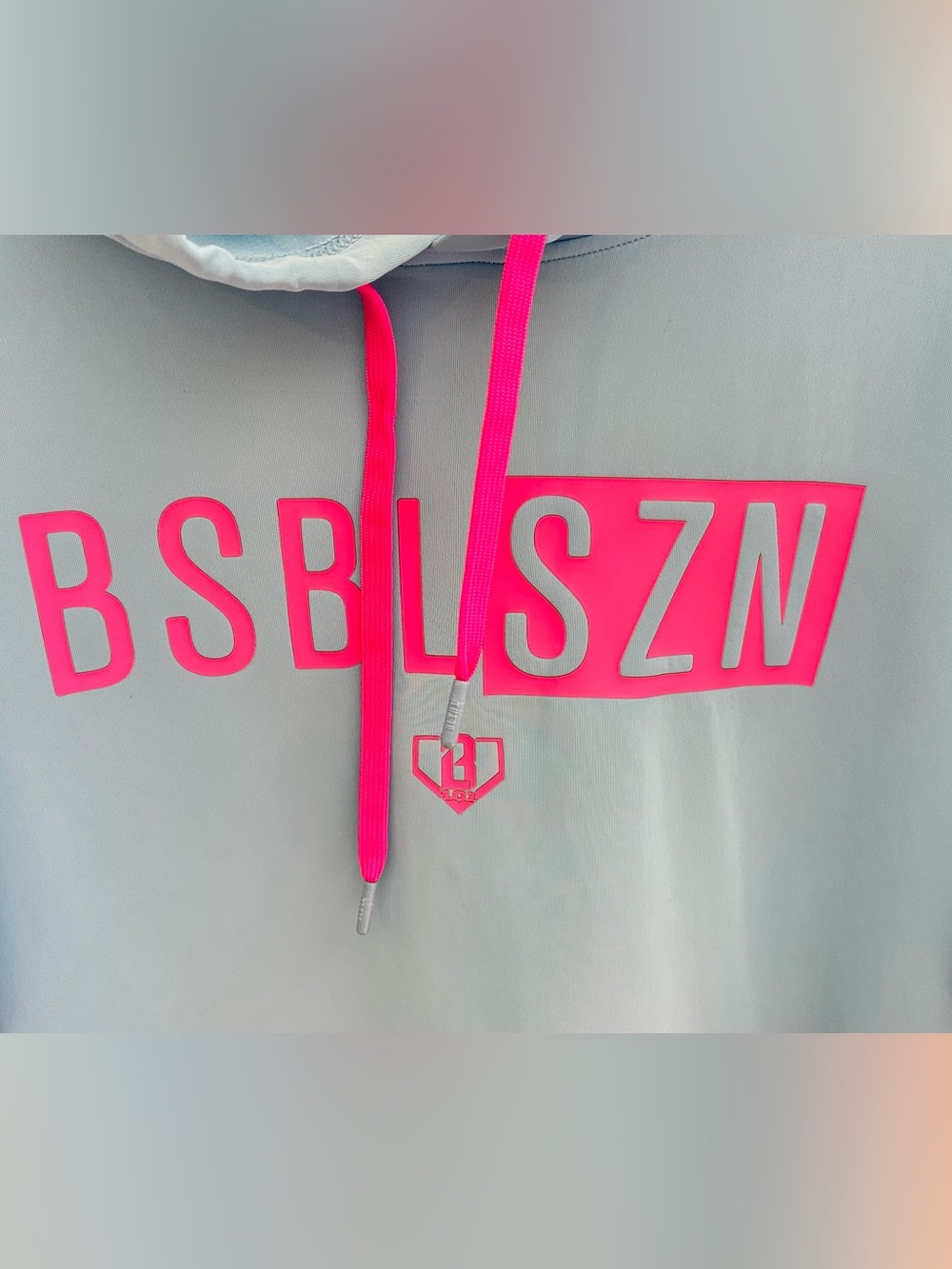 Baseball lifestyle 101 hooded t-shirt Size Large light blue with pink logo - Picture 4 of 9